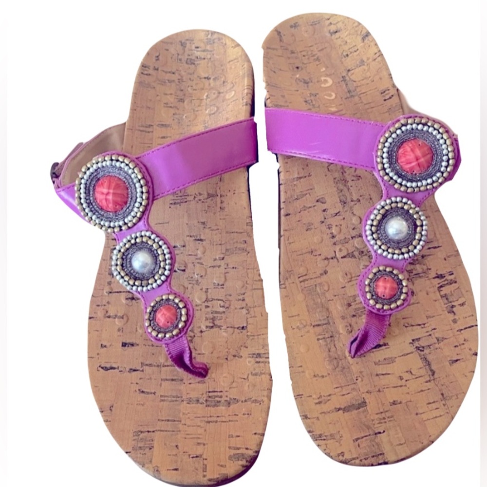 Vionic‎ Cork Beaded Sandals - Pinkish/purple women size 11